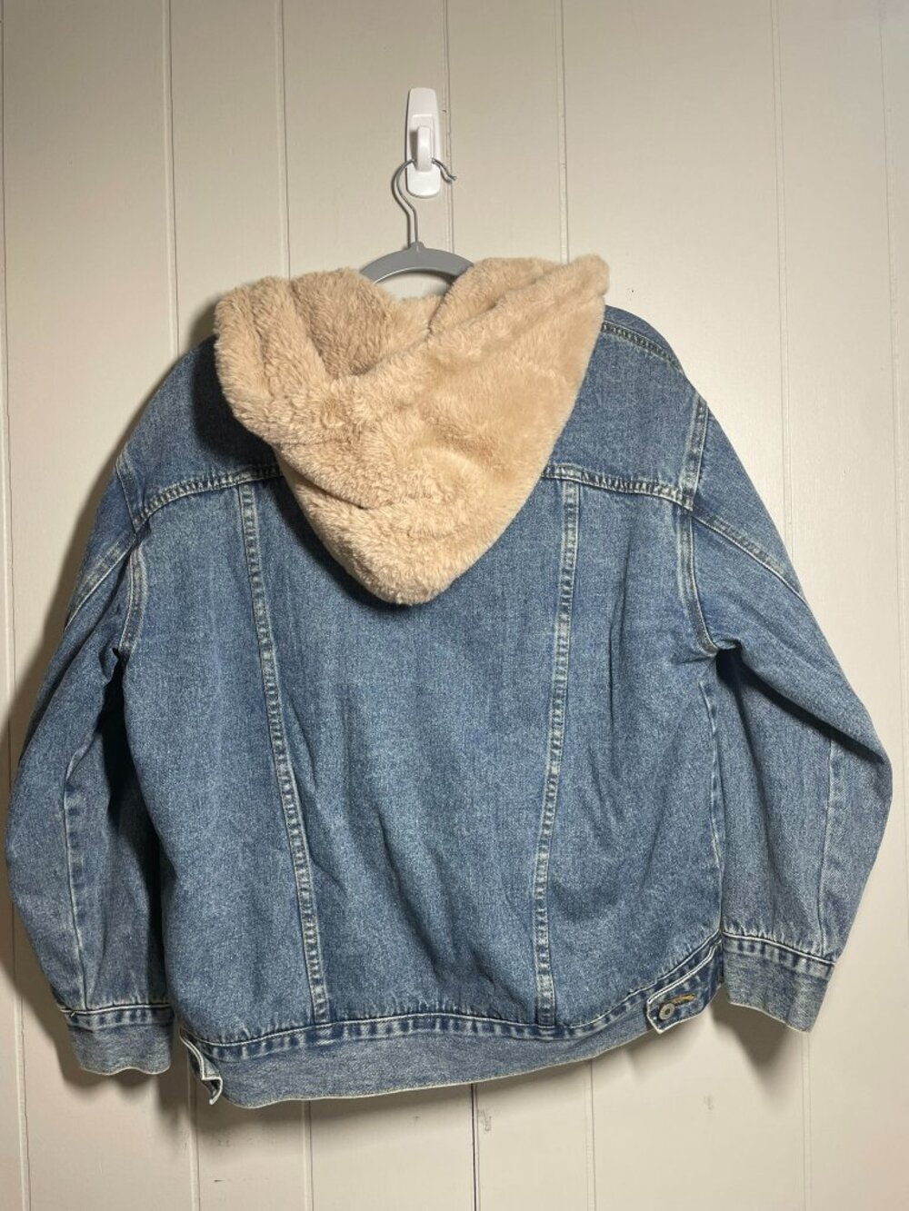 Jacket - Picture 3 of 3